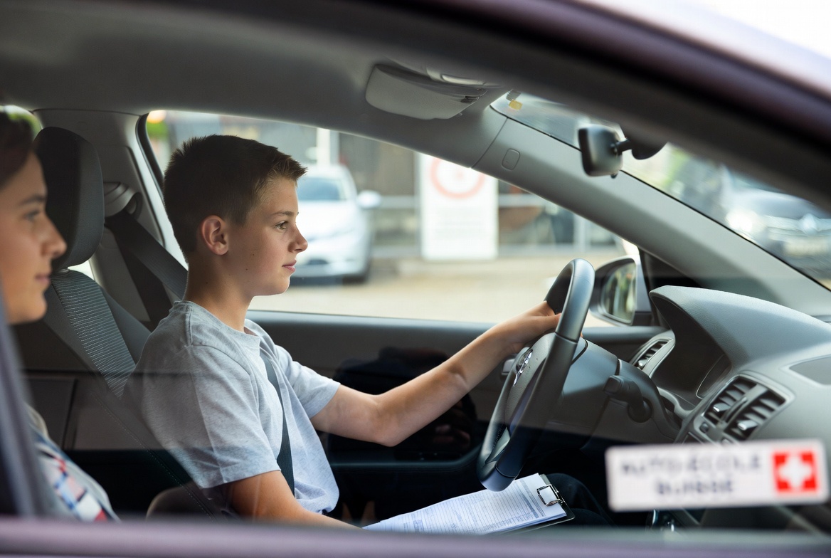 Passer son permis à Genève ? C’est très simple avec My driving School