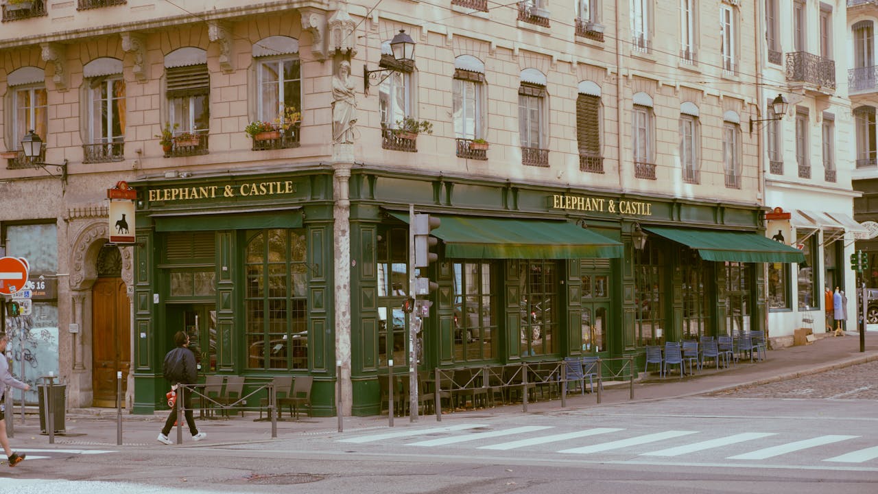 Les lieux idéaux où investir dans des murs commerciaux