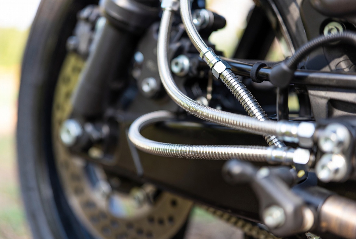 Tout savoir sur les durites aviation Made in France